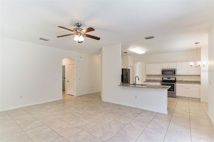 Image No.10-5 Bed Property for sale