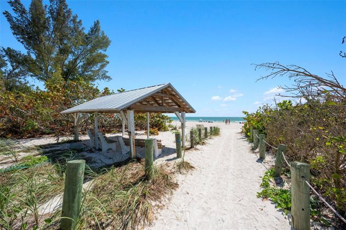 Image No.4-Propriété de 3 chambres à vendre à Holmes Beach