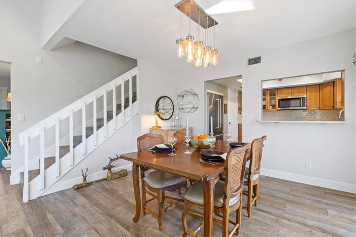 Image No.17-3 Bed Property for sale