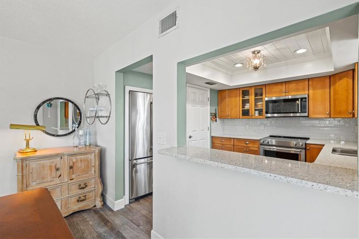 Image No.18-3 Bed Property for sale