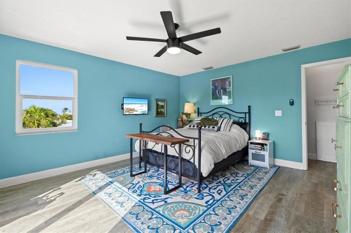 Image No.25-3 Bed Property for sale