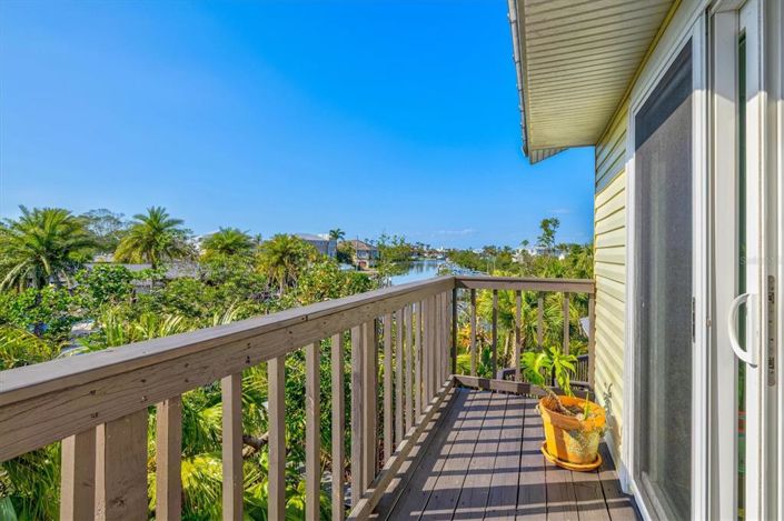 Image No.29-3 Bed Property for sale