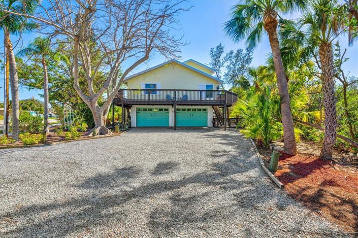 Image No.3-3 Bed Property for sale