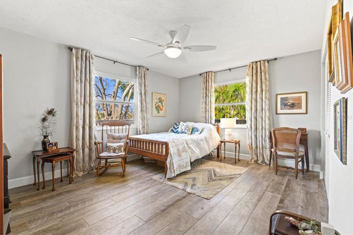 Image No.36-3 Bed Property for sale