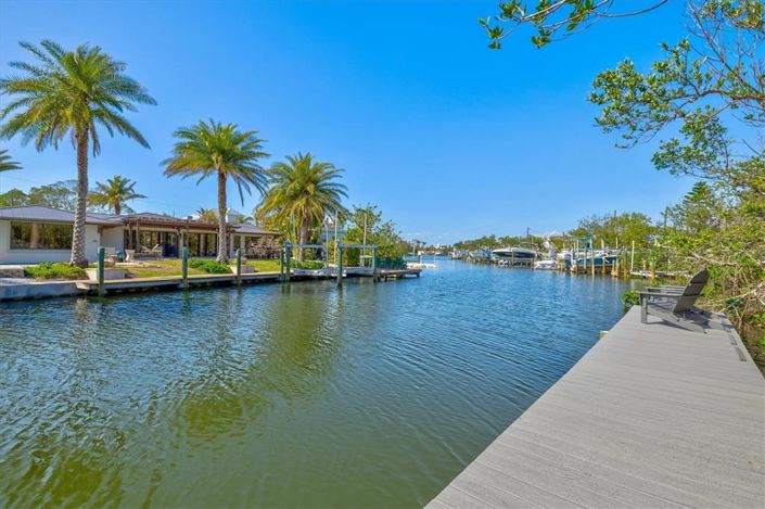 Image No.78-3 Bed Property for sale