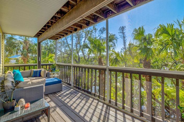 Image No.85-3 Bed Property for sale