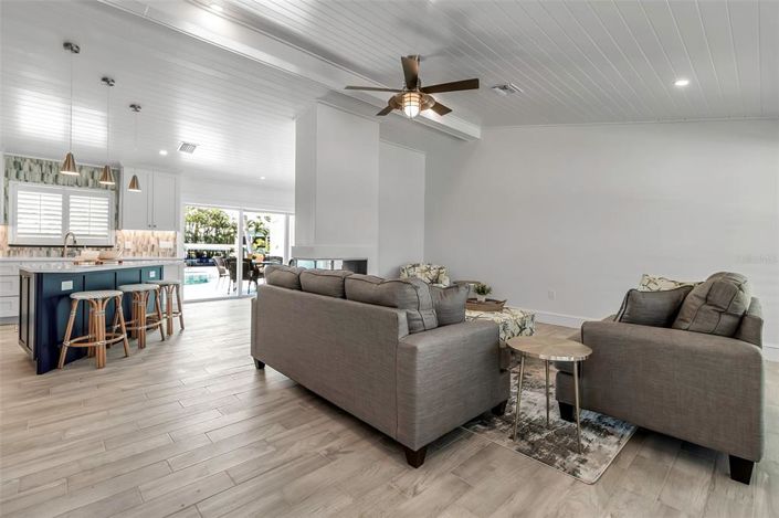 Image No.5-Propriété de 3 chambres à vendre à Holmes Beach