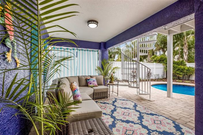 Image No.28-3 Bed Property for sale