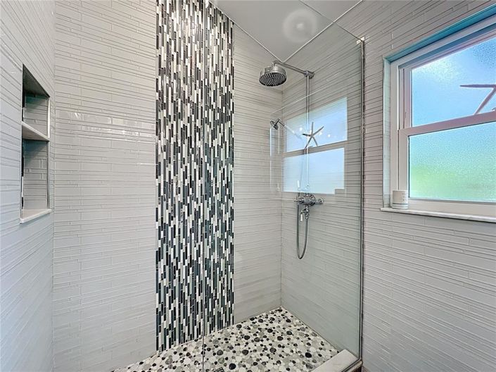 Image No.56-3 Bed Property for sale