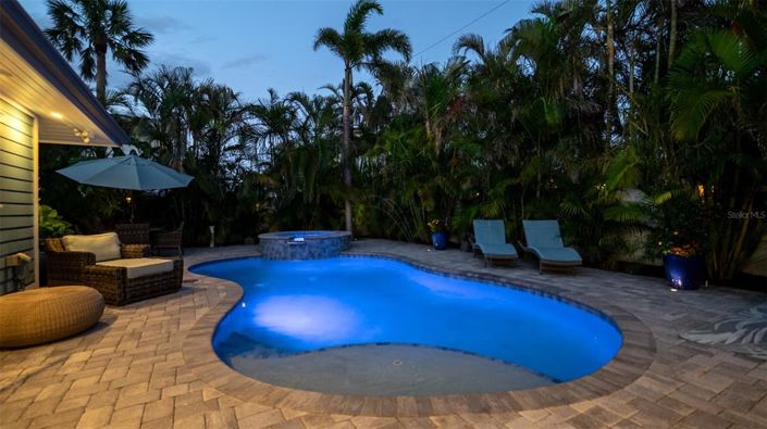 Image No.66-3 Bed Property for sale