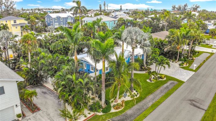 Image No.8-3 Bed Property for sale