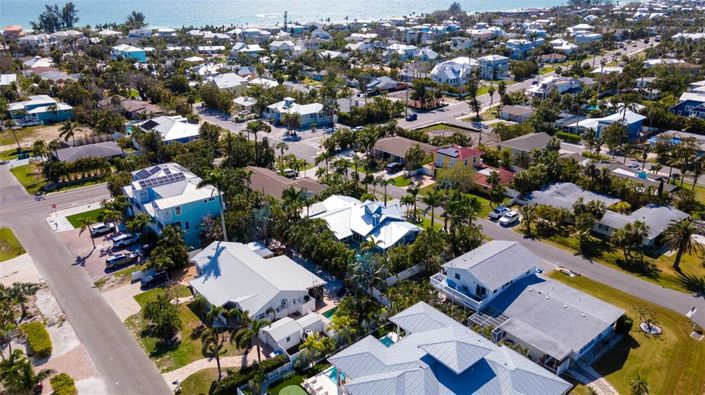 Image No.81-3 Bed Property for sale