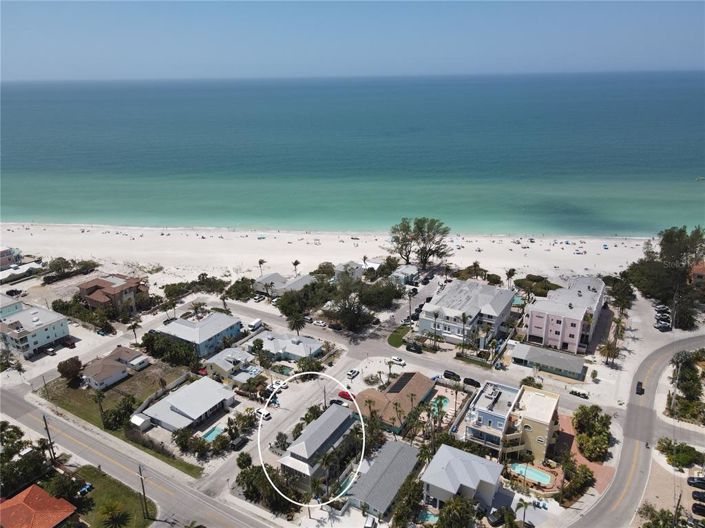 Image No.2-Propriété de 3 chambres à vendre à Holmes Beach