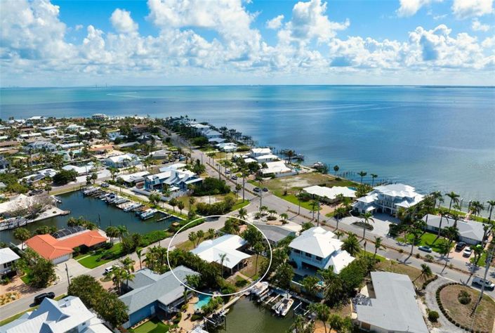 Image No.45-4 Bed Property for sale