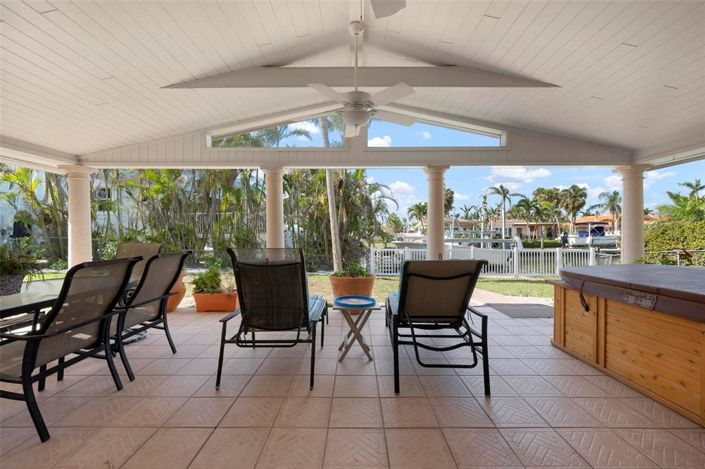 Image No.8-Propriété de 4 chambres à vendre à Holmes Beach