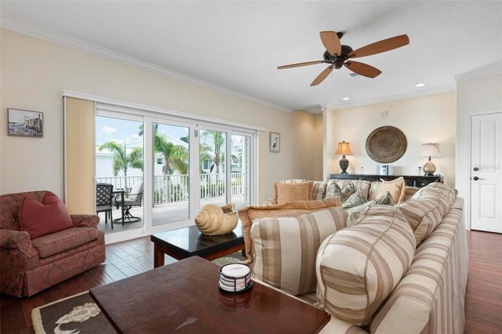 Image No.15-3 Bed Property for sale