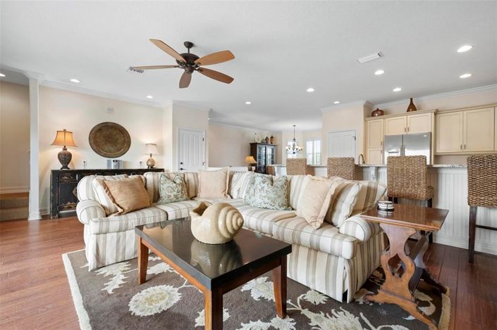 Image No.19-3 Bed Property for sale