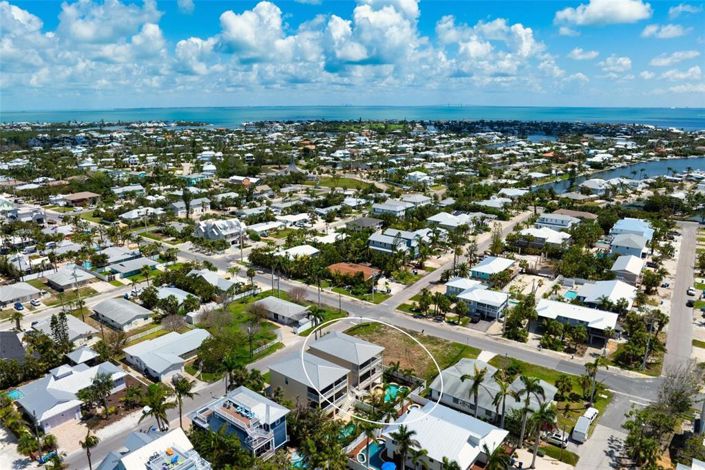 Image No.62-3 Bed Property for sale