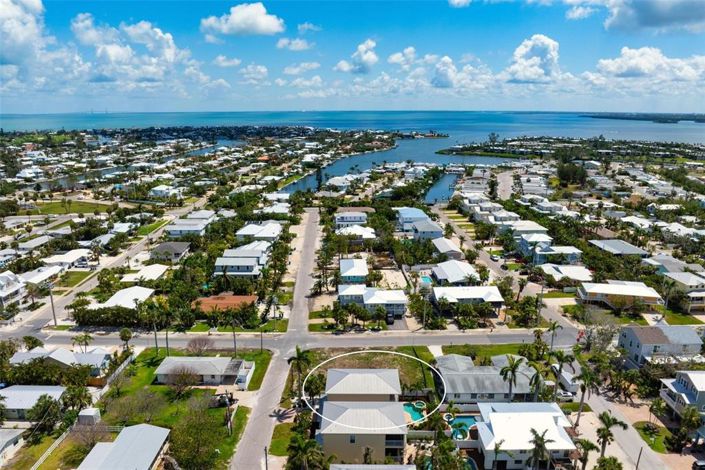 Image No.63-3 Bed Property for sale