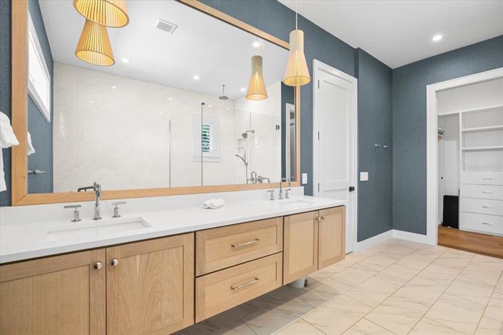 Image No.13-Propriété de 4 chambres à vendre à Holmes Beach