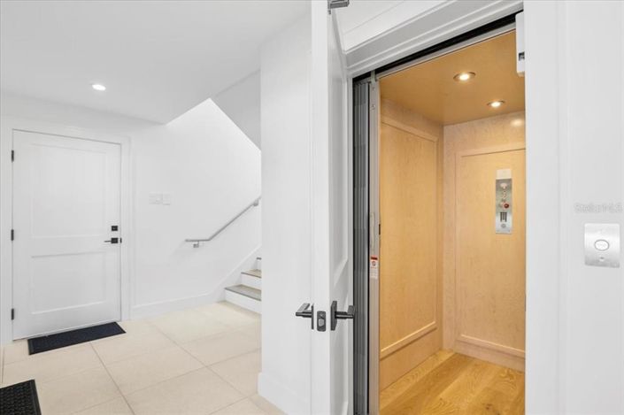 Image No.5-Propriété de 4 chambres à vendre à Holmes Beach