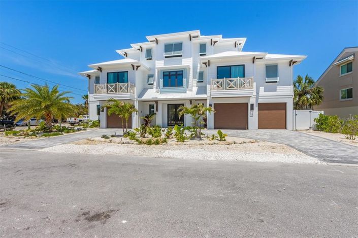 Image No.3-Propriété de 4 chambres à vendre à Holmes Beach