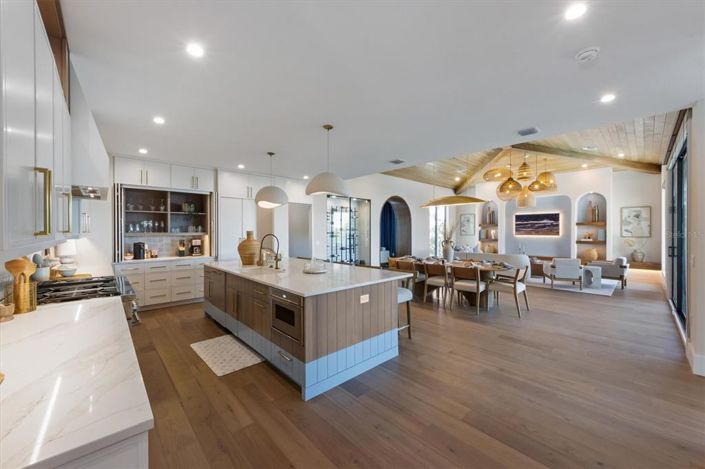 Image No.7-Propriété de 4 chambres à vendre à Holmes Beach