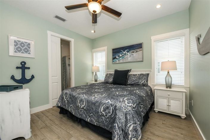 Image No.32-Propriété de 6 chambres à vendre à Holmes Beach