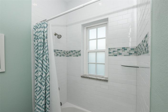 Image No.34-Propriété de 6 chambres à vendre à Holmes Beach