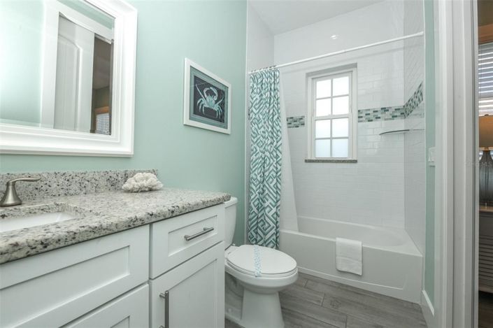 Image No.37-Propriété de 6 chambres à vendre à Holmes Beach