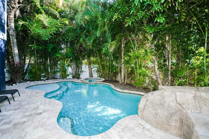 Image No.72-Propriété de 6 chambres à vendre à Holmes Beach