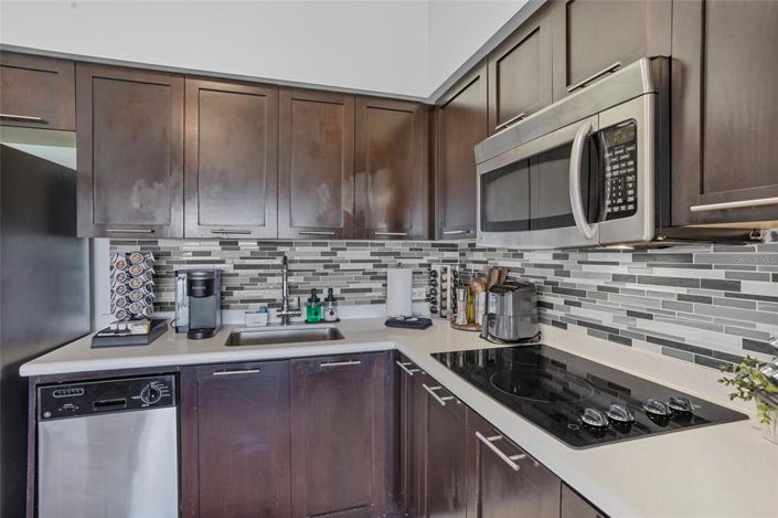 Image No.12-2 Bed Property for sale