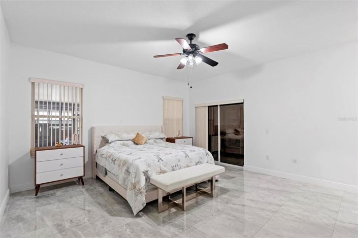 Image No.11-Propriété de 4 chambres à vendre à Kissimmee