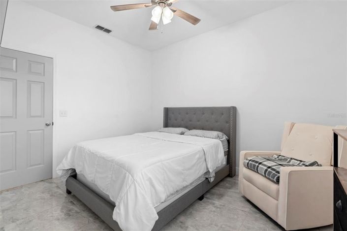 Image No.16-Propriété de 4 chambres à vendre à Kissimmee