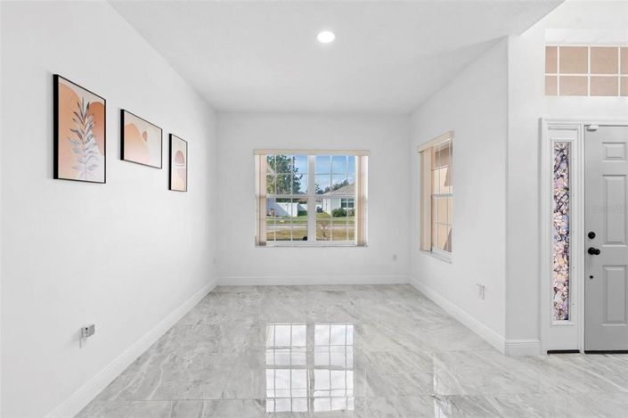 Image No.6-Propriété de 4 chambres à vendre à Kissimmee