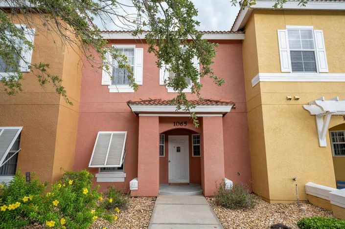 Image No.1-Maison de ville de 3 chambres à vendre à Kissimmee