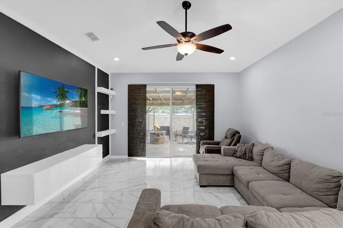 Image No.18-Propriété de 4 chambres à vendre à Kissimmee