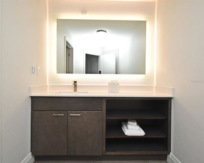 Image No.32-Propriété de 2 chambres à vendre à Winter Garden