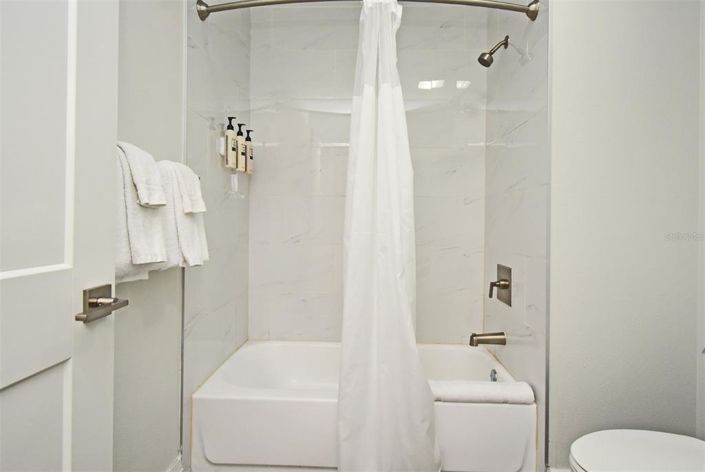 Image No.33-Propriété de 2 chambres à vendre à Winter Garden