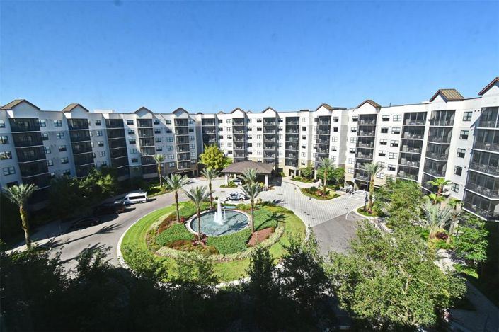 Image No.38-Propriété de 2 chambres à vendre à Winter Garden