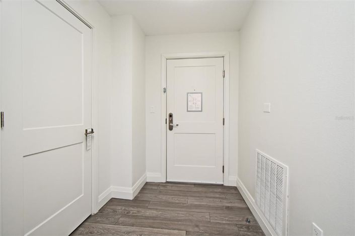 Image No.6-Propriété de 2 chambres à vendre à Winter Garden