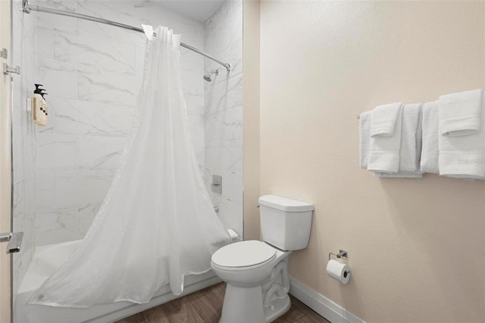 Image No.21-3 Bed Property for sale