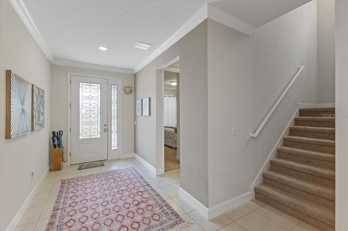 Image No.2-6 Bed Property for sale