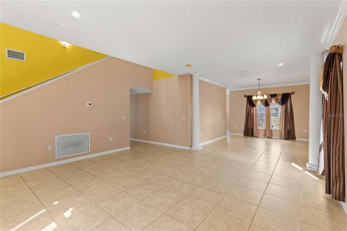 Image No.4-Propriété de 4 chambres à vendre à Kissimmee