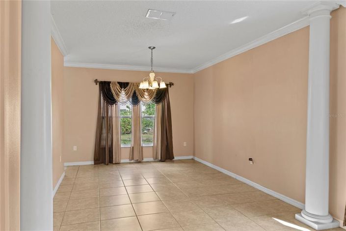 Image No.5-Propriété de 4 chambres à vendre à Kissimmee