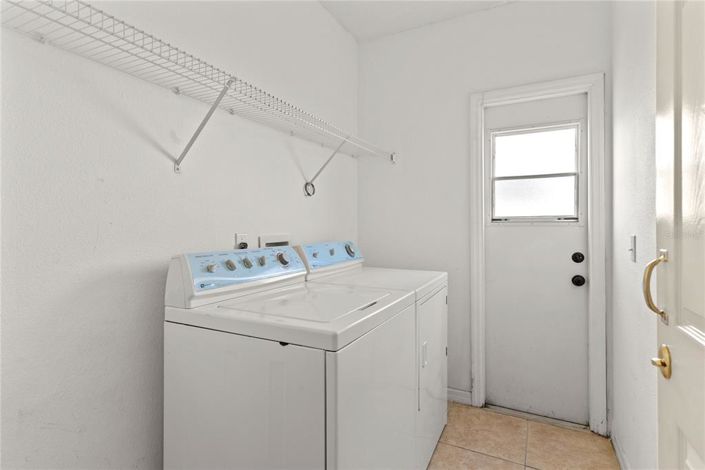 Image No.8-Propriété de 4 chambres à vendre à Kissimmee