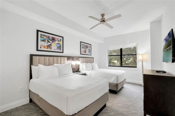 Image No.10-2 Bed Property for sale