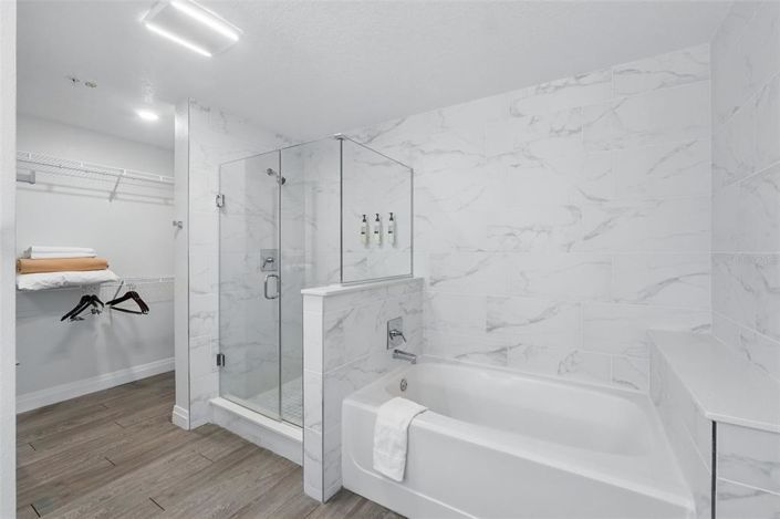 Image No.24-2 Bed Property for sale