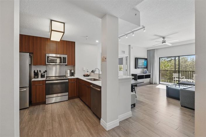 Image No.3-2 Bed Property for sale