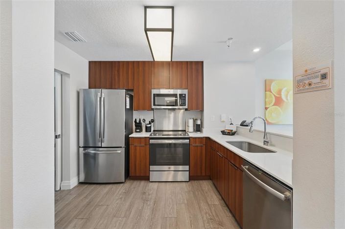 Image No.4-2 Bed Property for sale